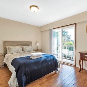 Double Room Shared Toilet